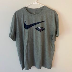 Nike Dri Fit Pelicans tee